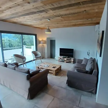 Taru Pinarello Villa Mangialla